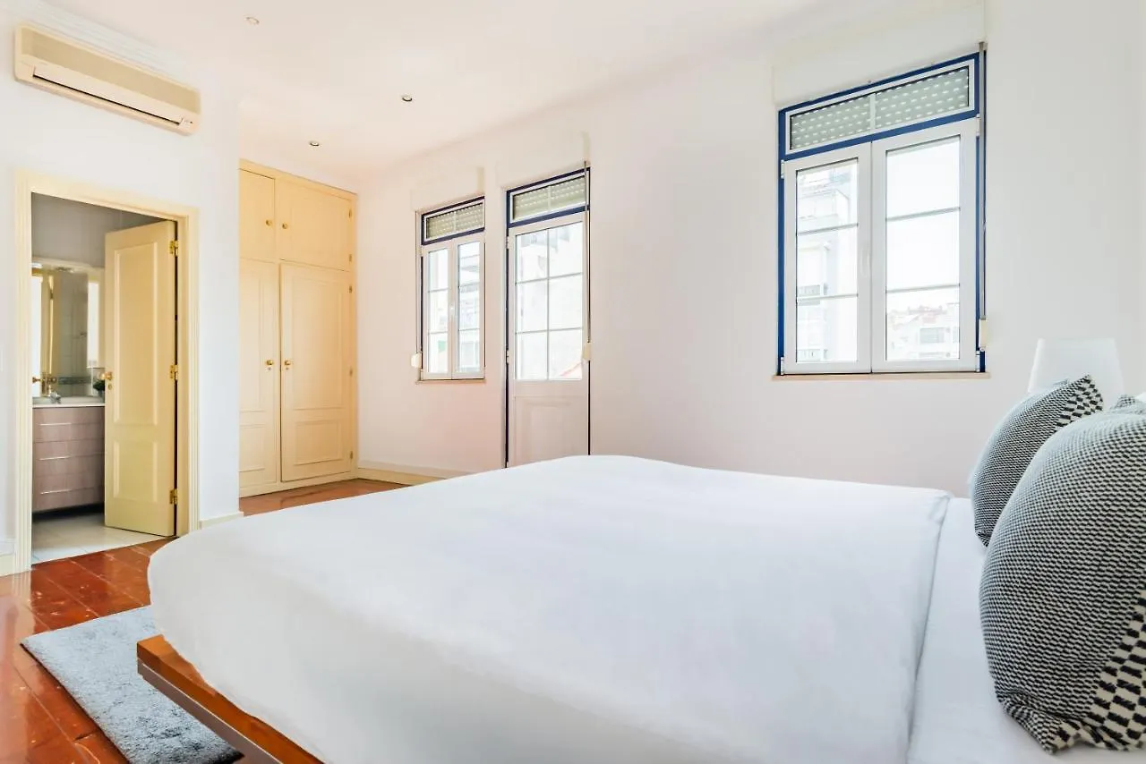 Almirante Home With 3 Bedrooms Lisboa Appartement