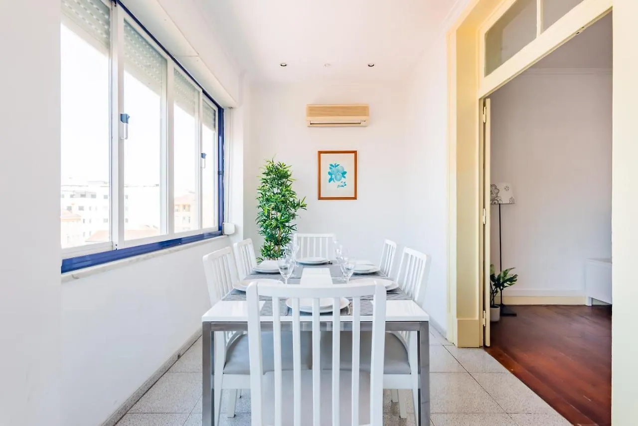 Almirante Home With 3 Bedrooms Lisboa Portugal