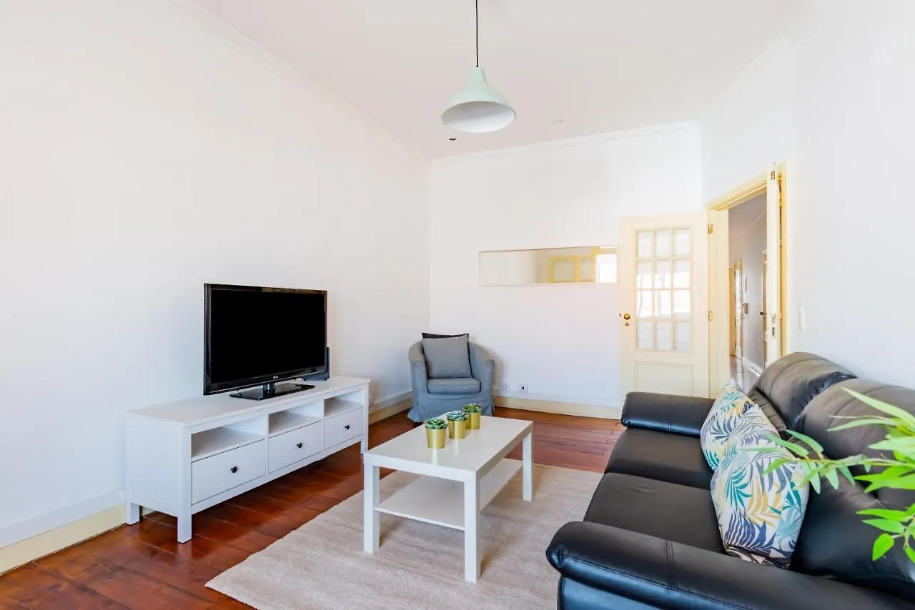Almirante Home With 3 Bedrooms Lisboa